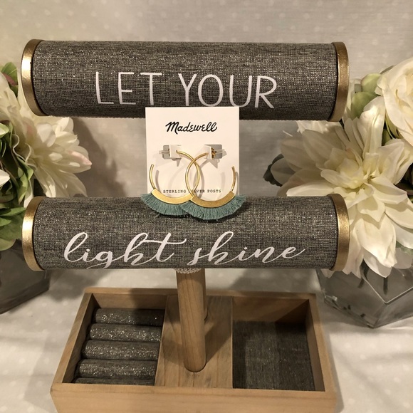 Madewell Earrings - Picture 2 of 5